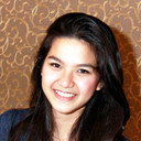 Marsha Natika als Nyai Walidah Muda