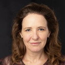 Shirley Domb als The Mother