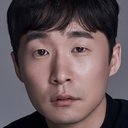 Son Seung-hoon als Driver