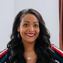 Shea Hicks-Whitfield als Self - Hostess