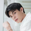 邱以太 als Li Yen-Tai