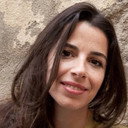Rita Calçada Bastos als Mónica