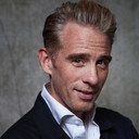 Art Rooijakkers als Self - Presenter