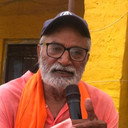 Tika Pahari als Manjari's dad