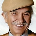 Selahattin Fırat als Köylü