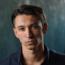 Louie Chapman als Ross Vilmore