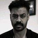 Ashiwin Ray Mohapatra als Petrol Pump Attendant