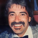 Matt Bonelli als Self - Bass Guitar