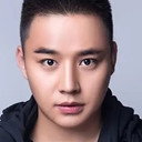 Shi Xiaohu als Tien / Light / Fire
