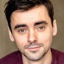 James Glyn als Leo