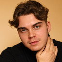 Anthony Bouchard als Miki