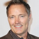 Steve Parrish als Alex Monet