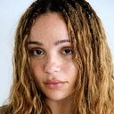 Letícia Vieira als Maria Alice