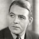 Robert Ames als Bobby Doyle