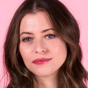 Lauren Miller Rogen als Camille Toh / Tampon (voice)