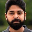 Vivek Rajagopal als Thomas