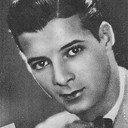 Arnaldo Amaral als Gustavo