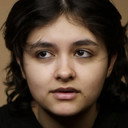 Phoebe Tuffs-Berry als Rukhsana Ibrahim