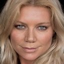 Peta Wilson als Bobbie-Faye