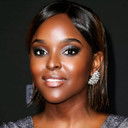 Antoinette Robertson als Lisa