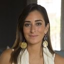 Amina Khalil als عائشة