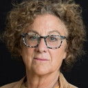 Jane Bertish als Baroness Von Schmeichelhammer