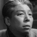 Koreya Senda als Dr. Sugimoto