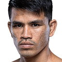 Nakrob Fairtex als Self
