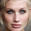 Jessica Bayly als Melinda Page