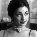 Tina Krause als Sarah