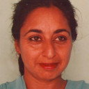 Navnindra Behl als Lalita "Amma" Mohan