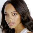 Shinelle Azoroh als QB