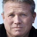 Tony Becker als Tough Boy on Train