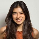 Juhlia Ficer als Ana