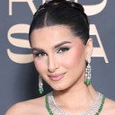 Tara Sutaria als Apurva