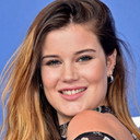 Alexia Chardard als Charlotte
