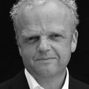 Toby Jones als Self