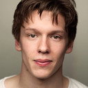 Freddie Wise als Young Peasant