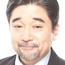 星野充昭 als Reporter Yoshizawa (voice)