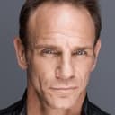 David Bertucci als Leviathan Detective (uncredited)