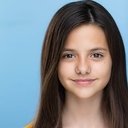 Lindsey Lamer als Lexi Summers
