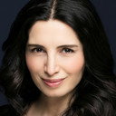 Başak Sayan als Ceyda Ayhan