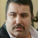 Serkan Şengül als Galerici Şahin