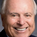Richard Riordan als Self