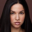 Luna Sofía Miranda als Lulu