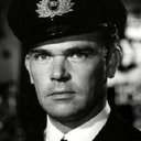 Richard Leech als Captain Crosbie