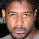 Jesse Lipscombe als Ted Tossel