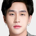 แบงค์ ธีวรา ปัญญะธารา als Bad