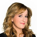 Élyse Marquis als Renee