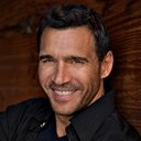 Adrian Paul als Ananias Dare